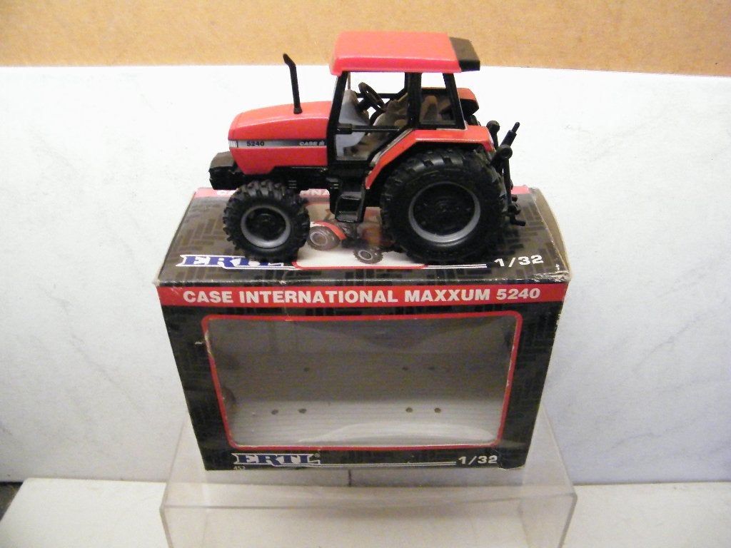verzameling 1x ertl en 1x belarus tractoren adv2, Ophalen of Verzenden, Nieuw, Tractor of Landbouw, ERTL