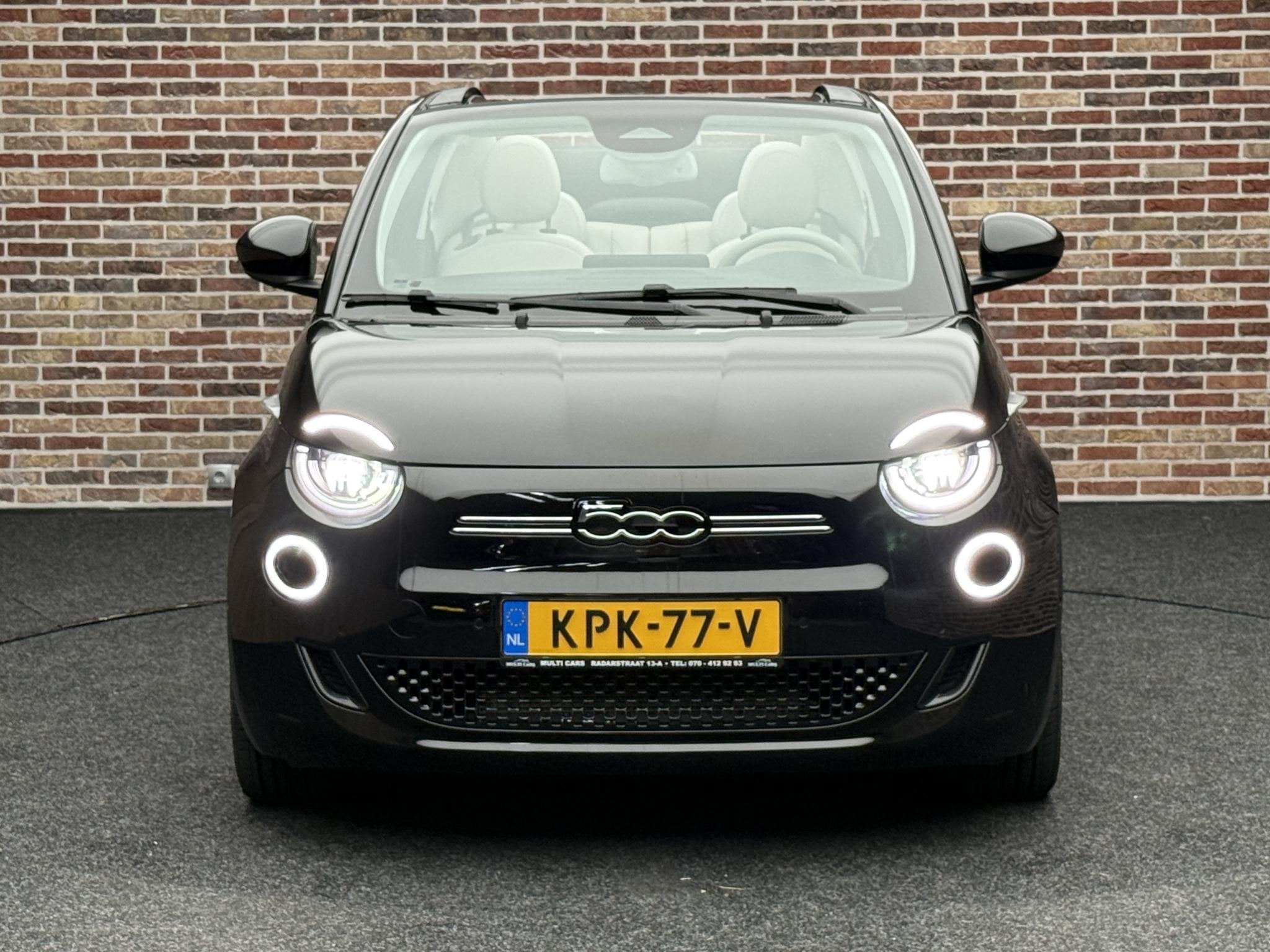 Fiat 500 C RED 42 kWh Cabrio Elektrisch, Auto's, Stof, Gebruikt, Cabriolet, 4 stoelen