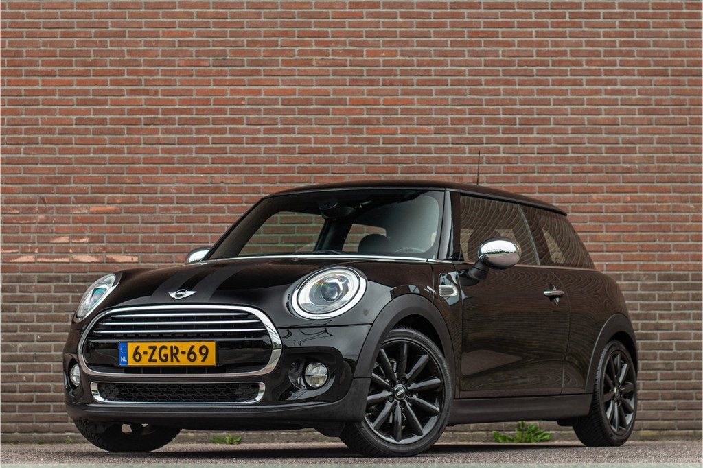MINI Cooper 1.5 Chili, 84.000km NAP, Half leder, Head-up, St, Auto's, Voorwielaandrijving, 136 pk, Gebruikt, 4 stoelen