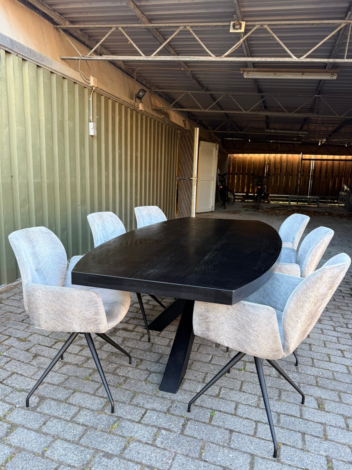 Eettafel met zes stoelen of los van elkaar, Ophalen, Gebruikt, Eikenhout, 200 cm of meer