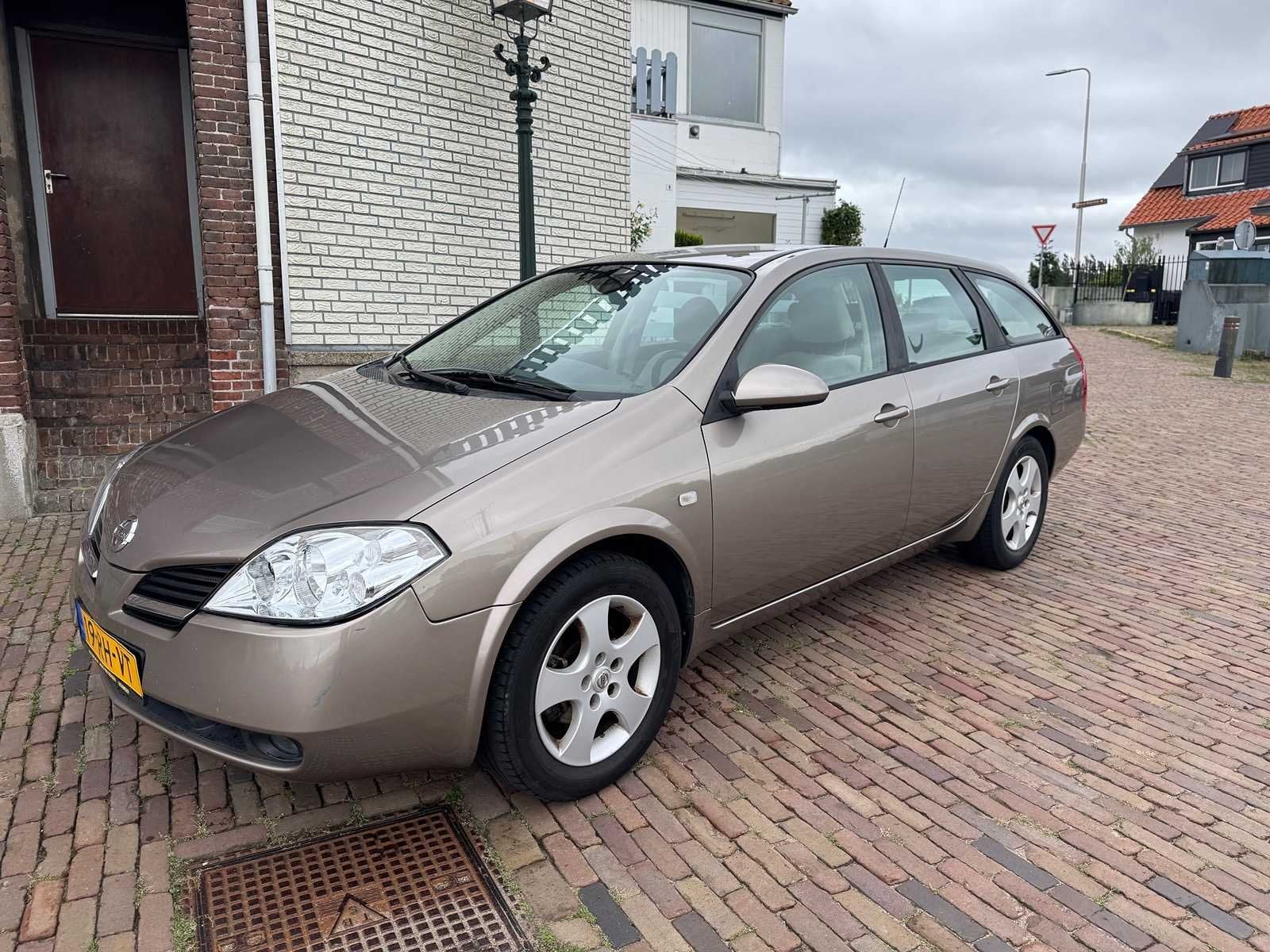 Nissan Primera Estate 2.0 Acenta 19-RH-VT, Auto's, 1998 cc, Gebruikt, 4 cilinders, Bruin