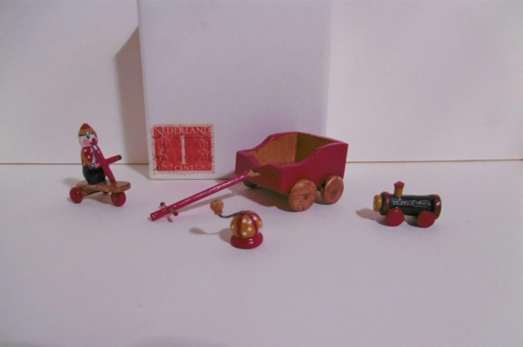 oud houten Duits speelgoed karretje trein poppenhuis popje, Verzamelen, Poppenhuizen en Toebehoren, Poppenhuis, Verzenden