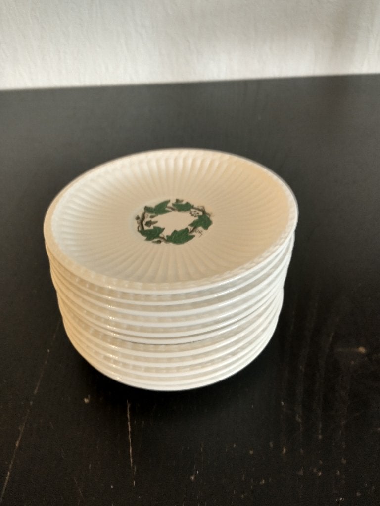 Wedgwood Stratford schotels voor koffiekoppen, Ophalen of Verzenden, Nieuw, Porselein, Kop(pen) en/of Schotel(s)