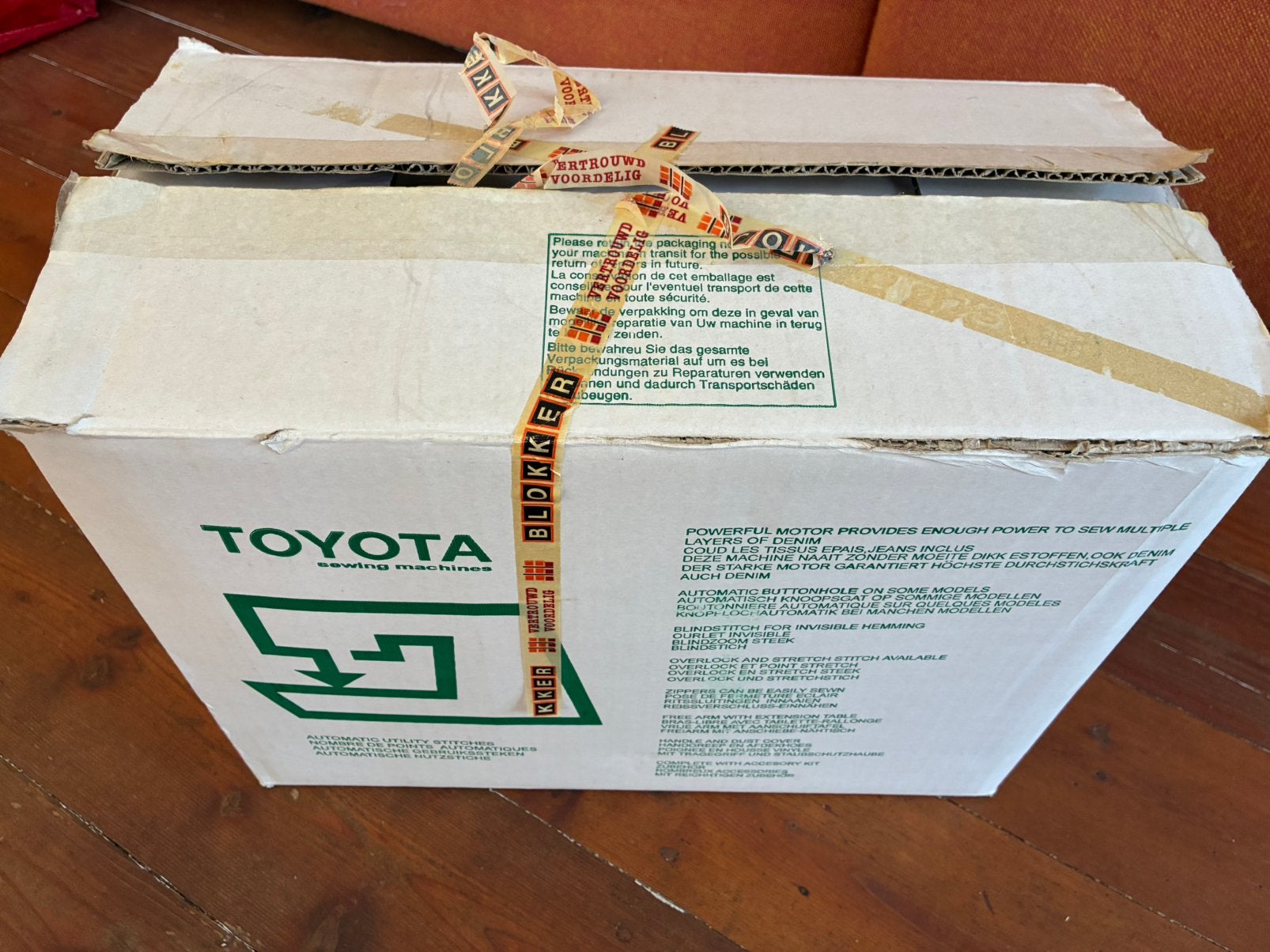 Toyota naaimachine, Ophalen, Nieuw, Naaimachine