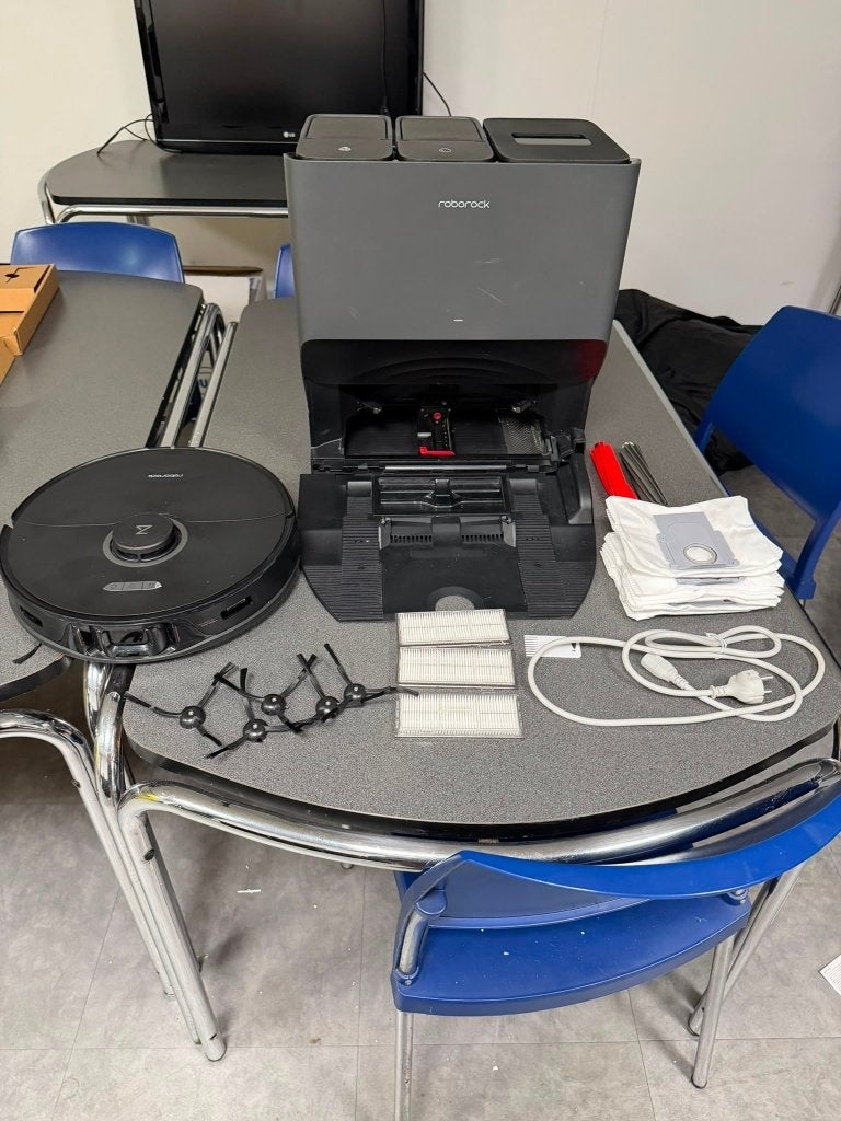 Roborock S7 MaxV Ultra Robotstofzuiger met Leegstation, Overige merken, Stille werking, Ophalen of Verzenden, Zo goed als nieuw