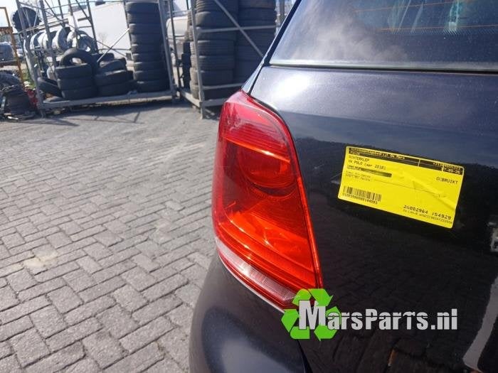 Achterlicht links van een Volkswagen Polo, Gebruikt, -, Volkswagen, -