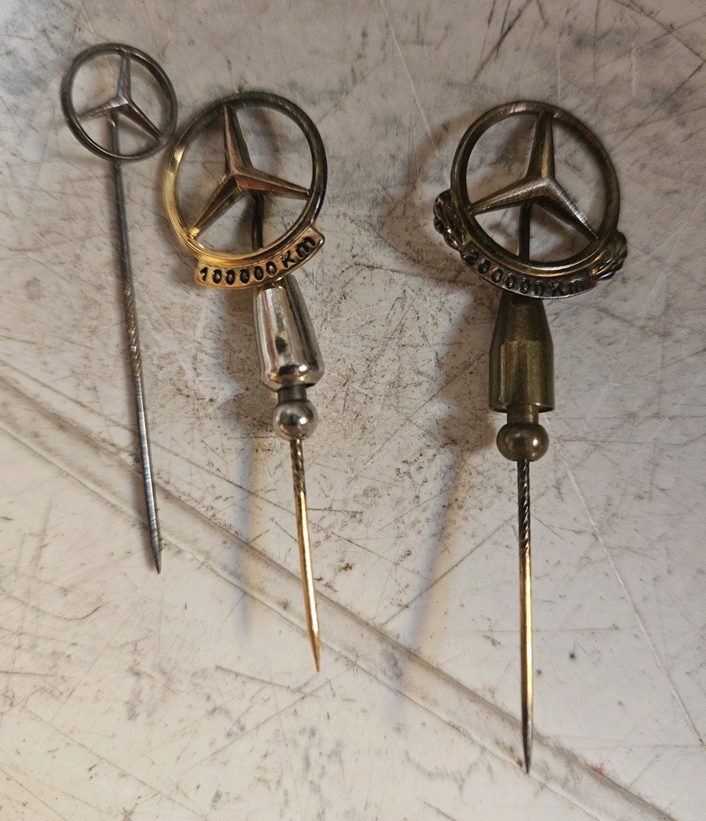 Set van 3 Mercedes-Benz mijlpaal, Ophalen of Verzenden