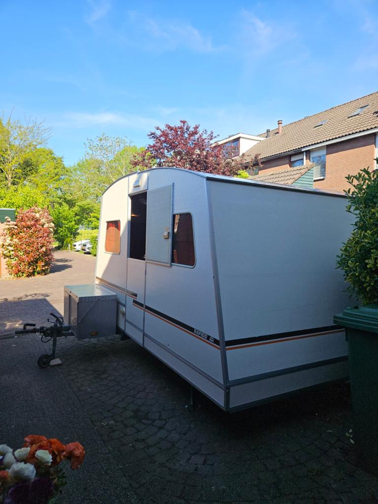 Rapido Confort Matic, Ophalen, Beige, Aanwezig, Holtkamper