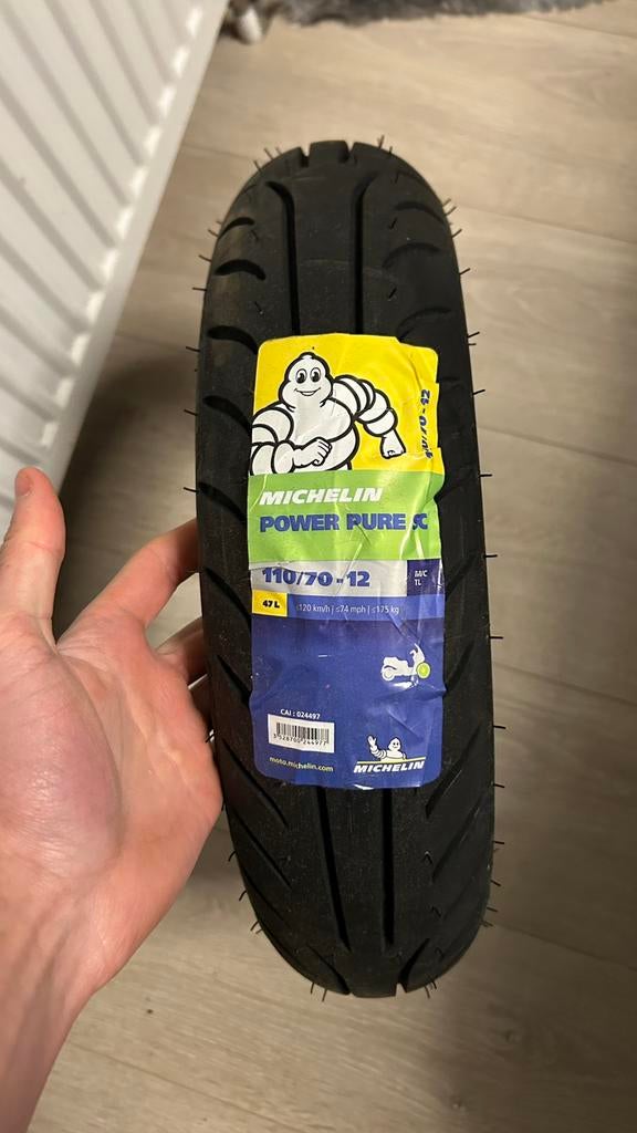Michelin 110-70-12 (vespa sprint band), Ophalen of Verzenden, Overige typen, Overige merken