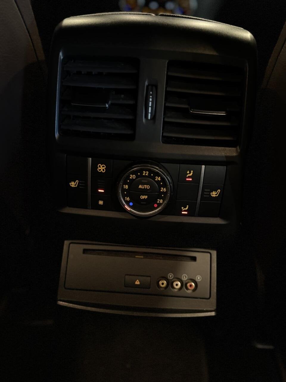 Foto 40 van Mercedes GL-klasse AMG 63 360",MASSAGE,7pers, trekhDealerOH