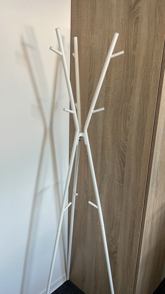 Coat hanger (Ikea ekrar), Huis en Inrichting, Woonaccessoires | Kapstokken, Ophalen, Zo goed als nieuw, Staande kapstok, 150 tot 200 cm