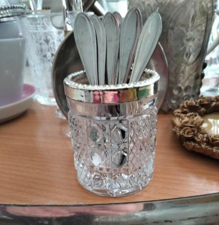TEAB Vaasje met advocaatlepeltjes Moet Weg, Antiek en Kunst, Curiosa en Brocante, Ophalen of Verzenden