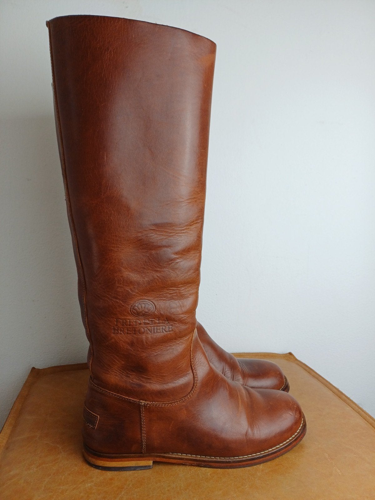 Lange laarzen bruin leer houten zool 37 Shabbies, Ophalen of Verzenden, Gedragen, Bruin, Hoge laarzen