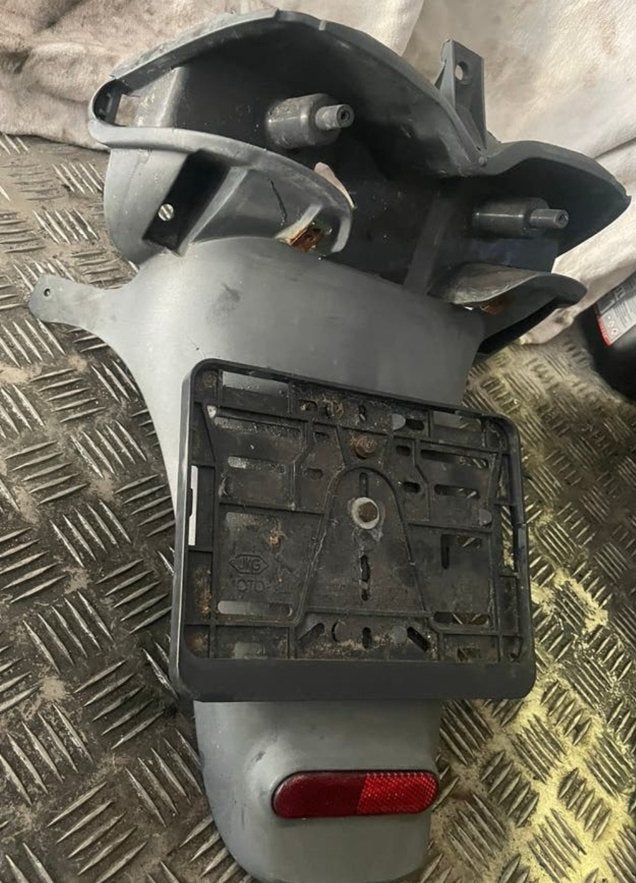 Gilera runner spatbord, Fietsen en Brommers, Ophalen of Verzenden, Zo goed als nieuw, Benzine, Overige modellen