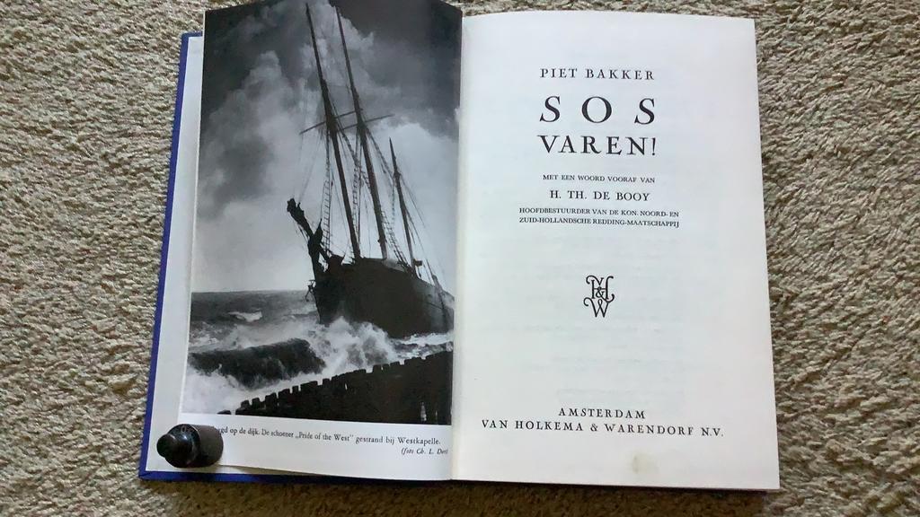 S.O.S. varen! Piet Bakker. Met foto’s., Boeken, Ophalen of Verzenden, Zo goed als nieuw