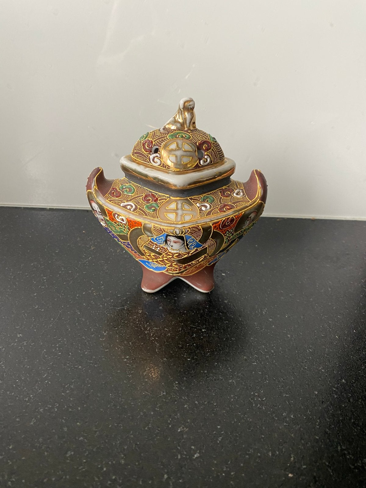 Antieke Japanse Satsuma wierookbrander, Antiek en Kunst, Ophalen of Verzenden