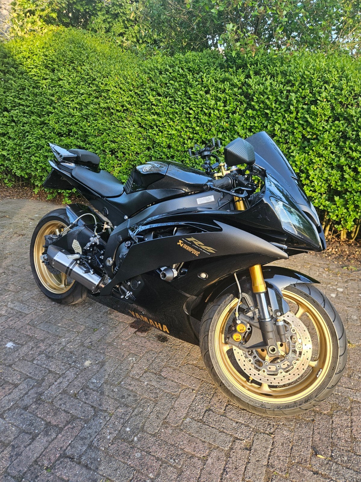 Bomvolle Yamaha YZF - R6 (2009), Bedrijf, Super Sport, Meer dan 35 kW, Minimaal motorrijbewijs A1
