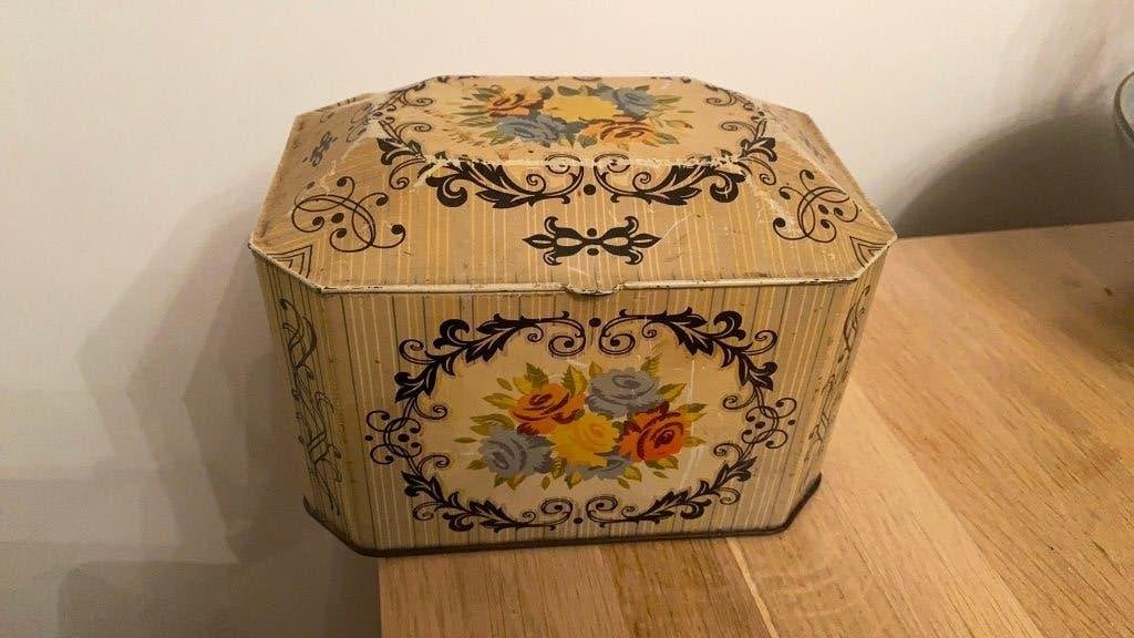 Mooi vintage Container Made in Gr. Britain blik - gele rozen, Verzamelen, Ophalen of Verzenden, Gebruikt, Overige