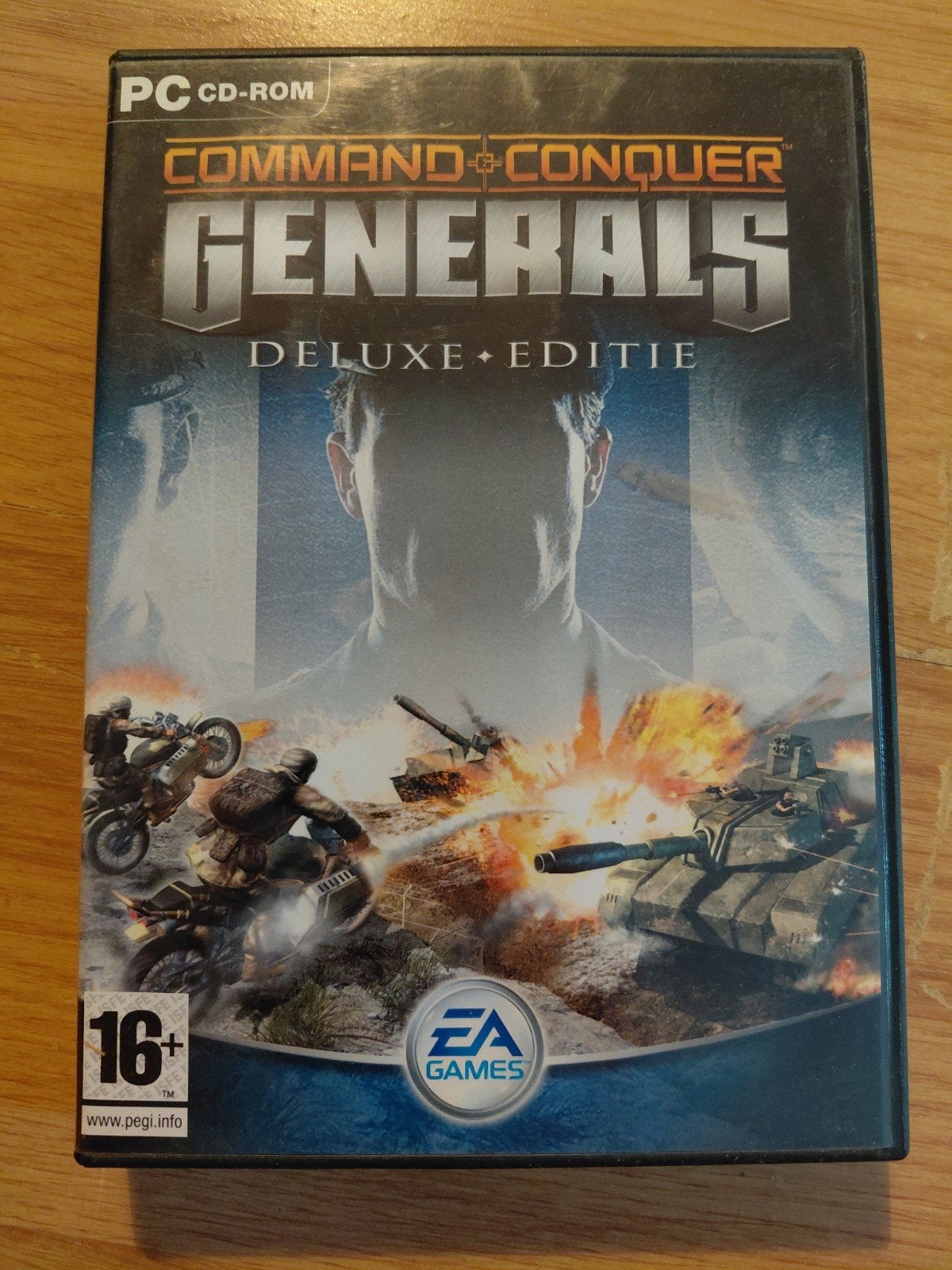 PC Command Conquer generals deluxe edition C&C 4 dvd, Spelcomputers en Games, 1 speler, Ophalen of Verzenden, Zo goed als nieuw