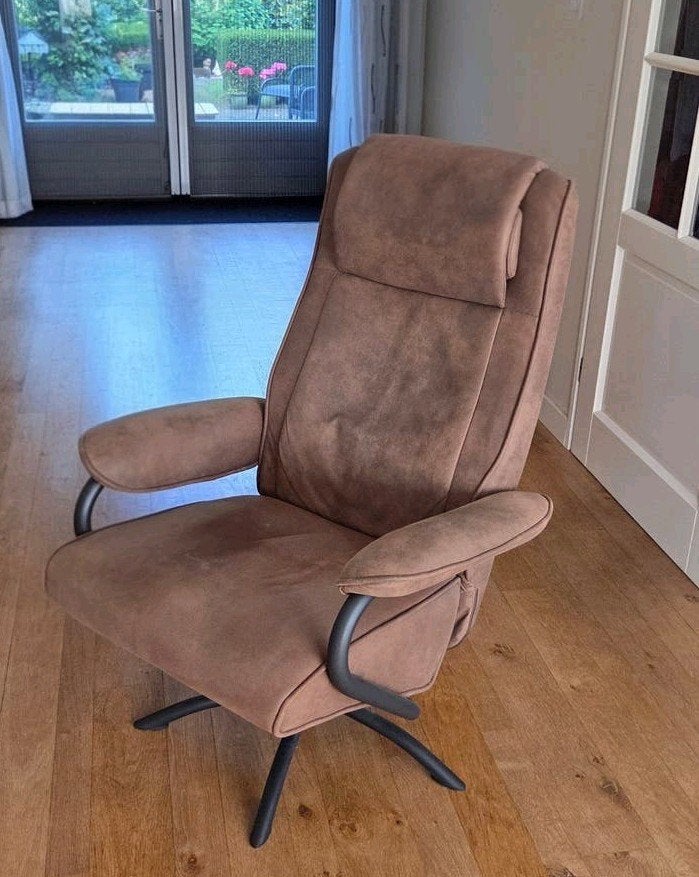 Verstelbare relaxfauteuil taupe lederlook, Huis en Inrichting, Ophalen, Gebruikt, Overige materialen