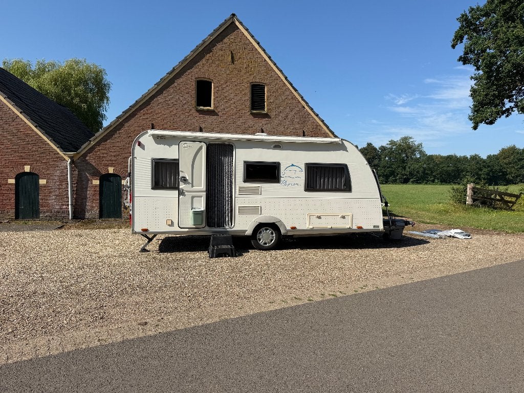 Caravan Bürstner Flipper 460tl uit 2008, Caravans en Kamperen, 2 aparte bedden, Rondzit, Luifel, Particulier