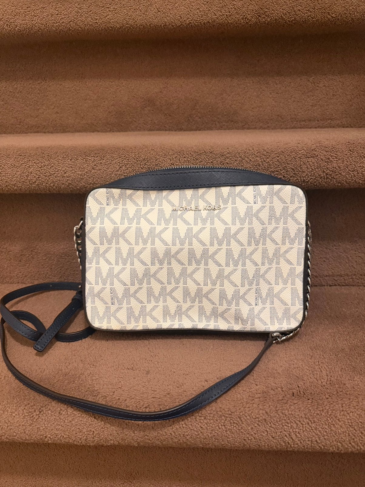Prachtige originele Michael Kors schoudertas, Ophalen of Verzenden, Zo goed als nieuw, Zwart, Handtas