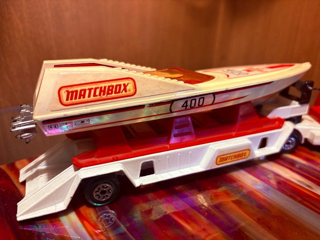Matchbox Super Kings Ford A series met trailer en speedboot, Ophalen of Verzenden, Gebruikt, Bus of Vrachtwagen