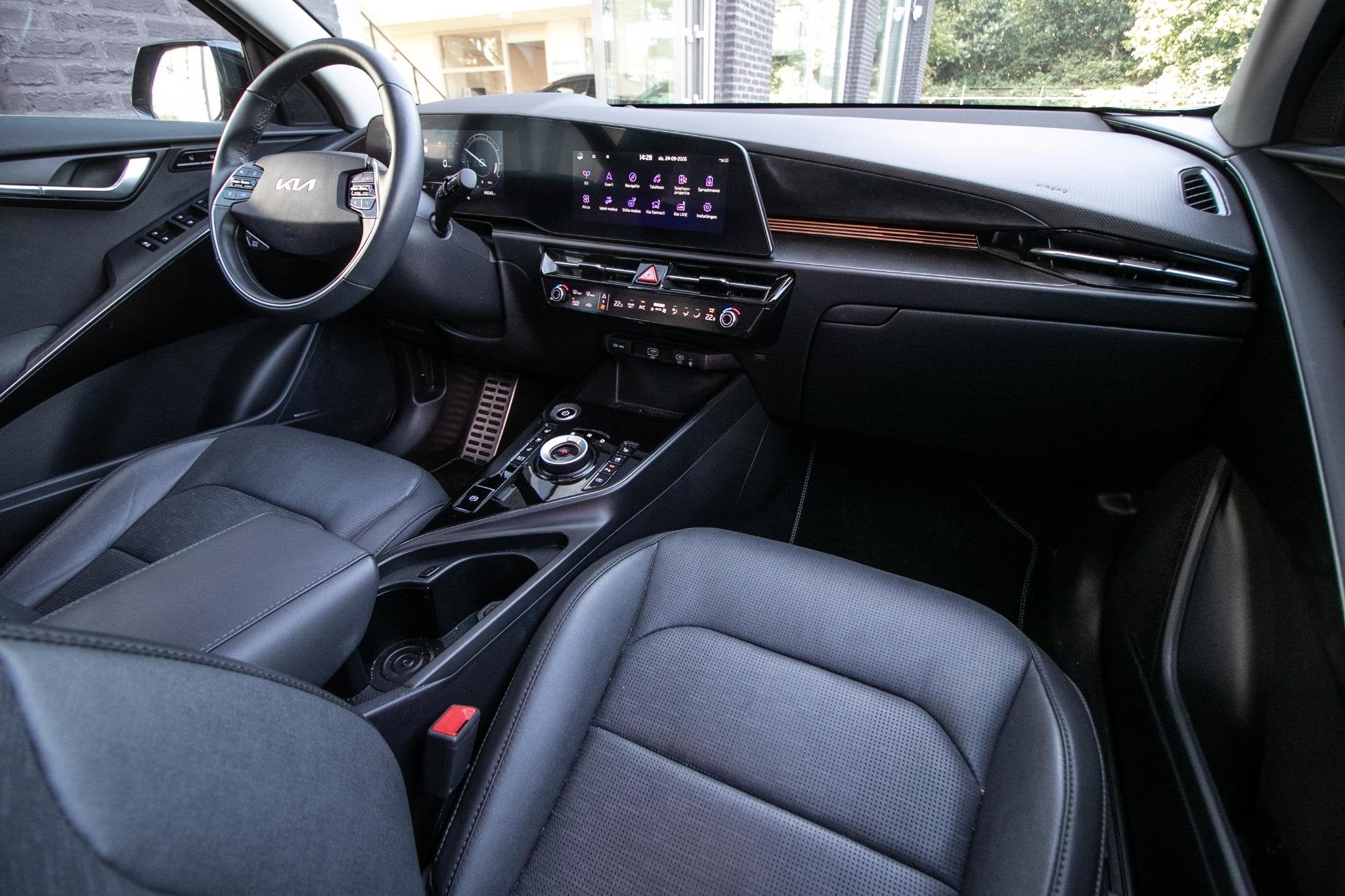 Kia Niro EV ExecutiveLine 64.8 kWh | Harman kardon | head up, Auto's, Dealer onderhouden, Gebruikt, 750 kg, 1657 kg