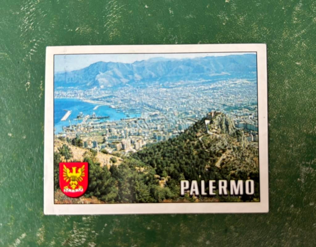 Panini plaatje Stad Palermo WK 1990, Verzamelen, Sportartikelen en Voetbal, Ophalen of Verzenden, Zo goed als nieuw