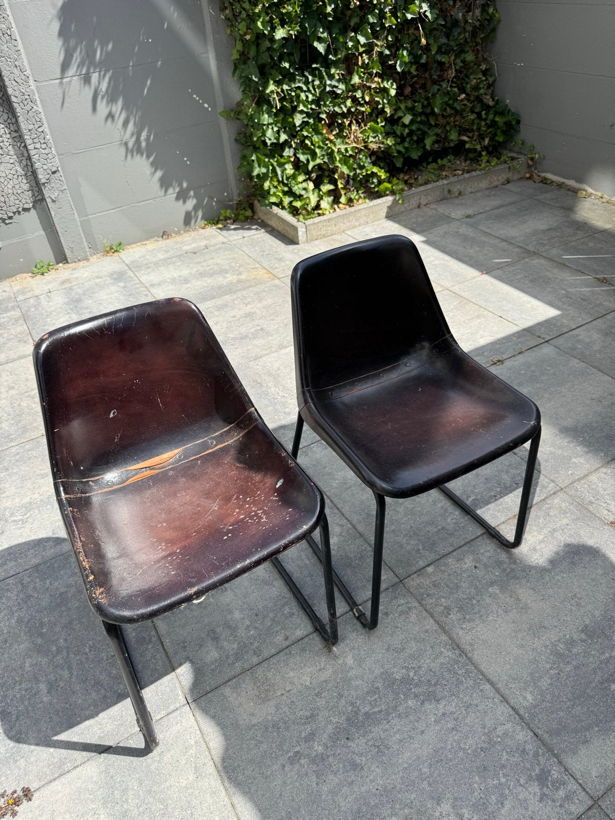 Twee Dobkerleren Kuipstoelen - Ideaal voor starters!, Ophalen, Kunststof, Gebruikt, Twee