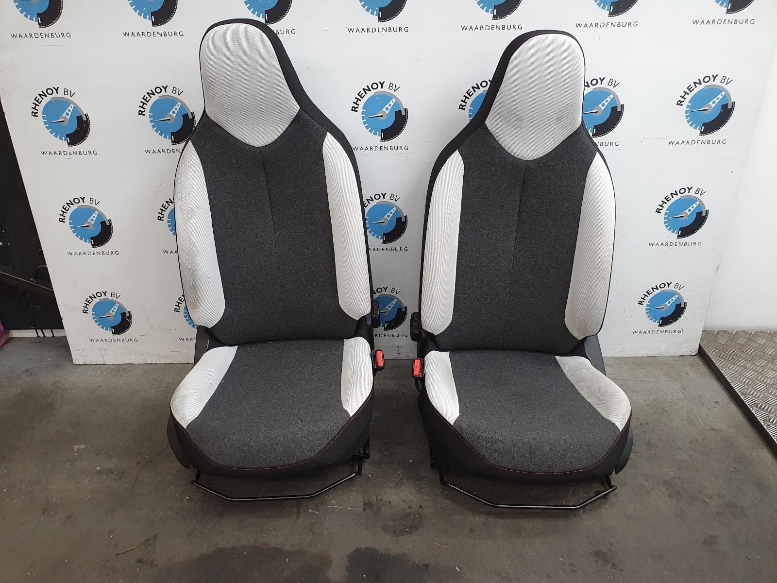 Citroen C1 2020 voorstoelen met achterbank 5 drs, Gebruikt, -, Ophalen of Verzenden, Stiba lid