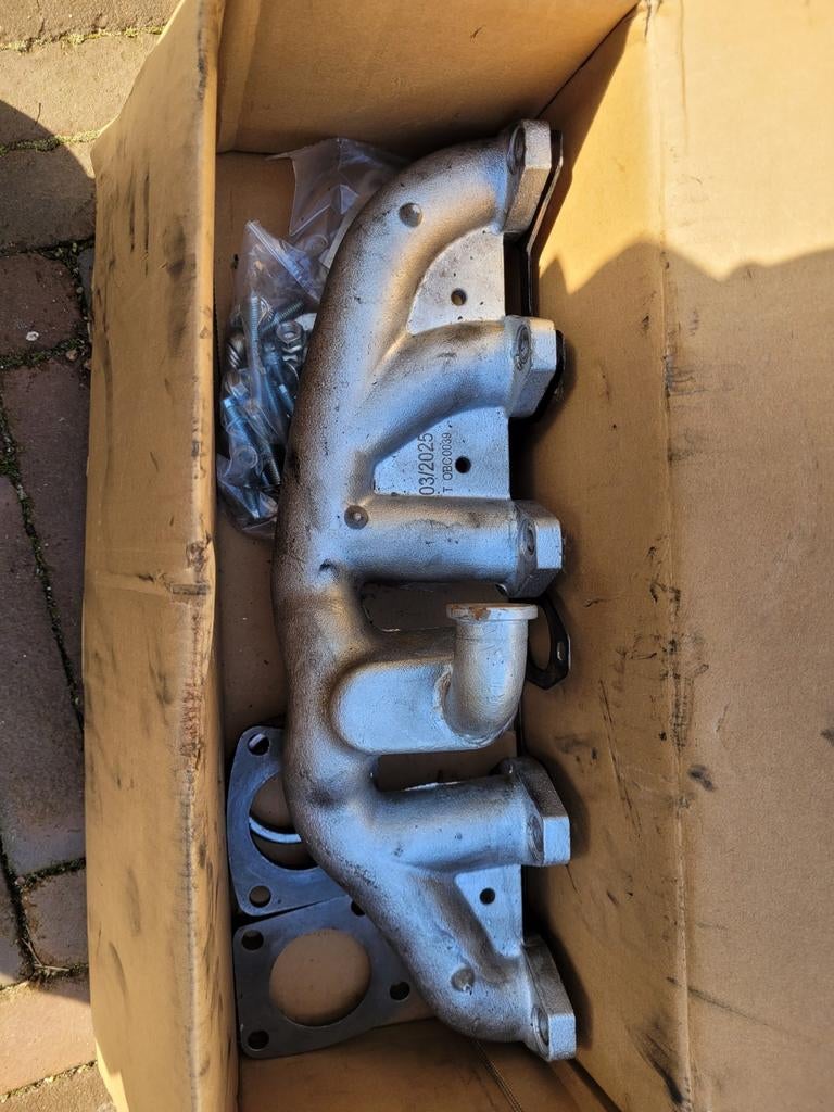 Volkswagen T5 en Touareg uitlaat spruitstuk, Ophalen, Nieuw, Volkswagen