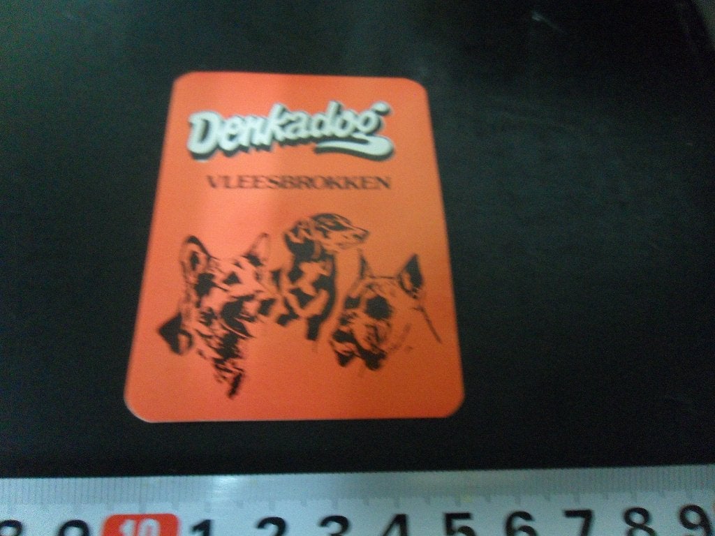 sticker Denkadog vleesbrokken, Ophalen, Zo goed als nieuw