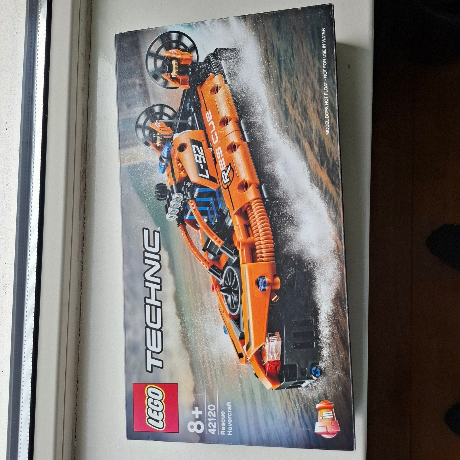 LEGO Technic 42120 Rescue Hovercraft (doos verkleurd), Ophalen of Verzenden, Nieuw, Overige merken