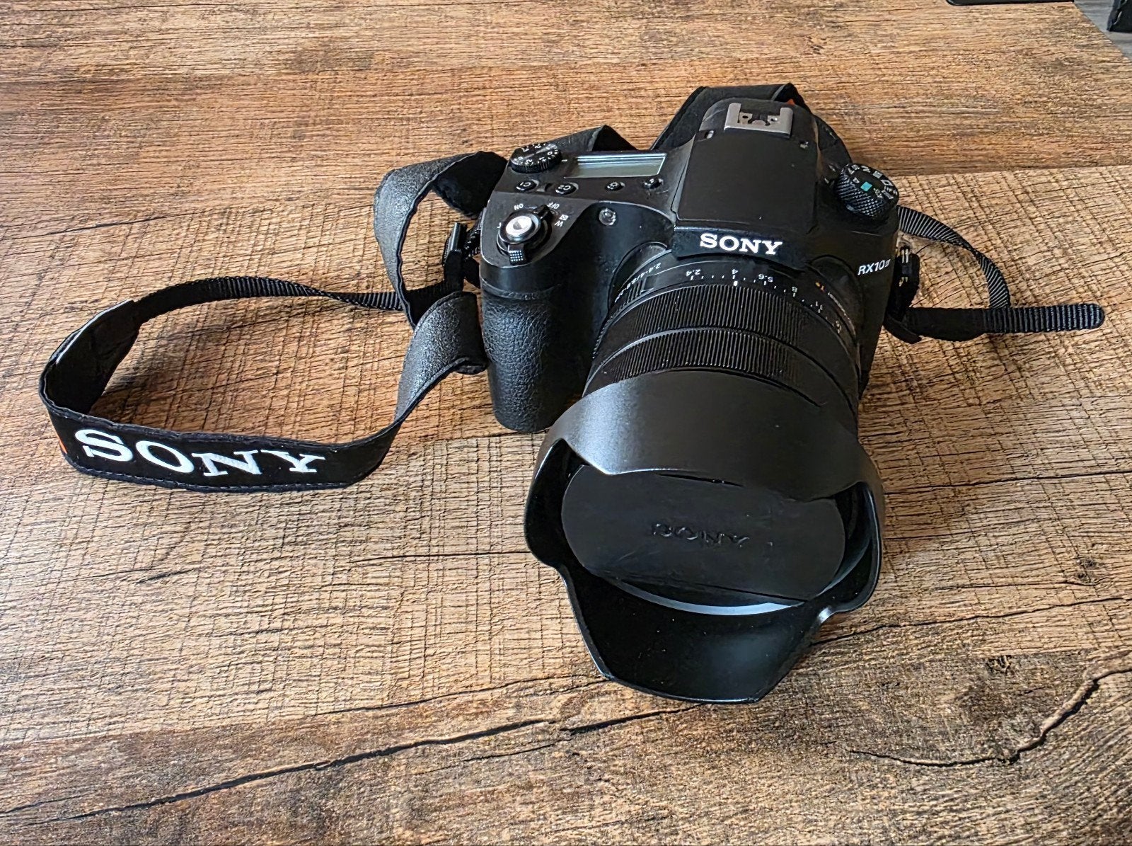 Sony RX10 mark IV, Audio, Tv en Foto, Fotocamera's Digitaal, Ophalen, Sony, 8 keer of meer