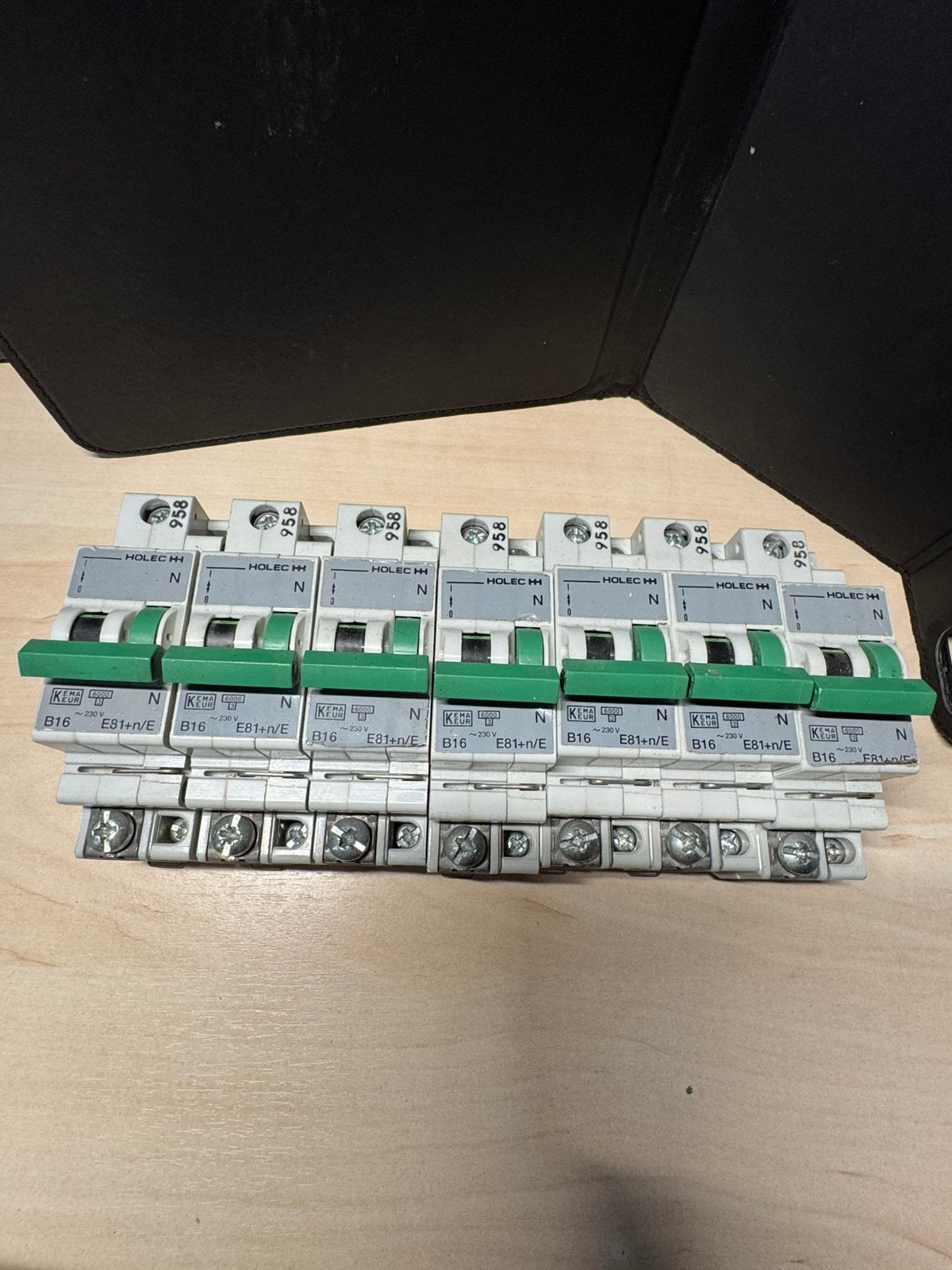 Holec B16 automaat 1P+N E81 230V groepenkast prijs per stuk, Ophalen of Verzenden, Gebruikt