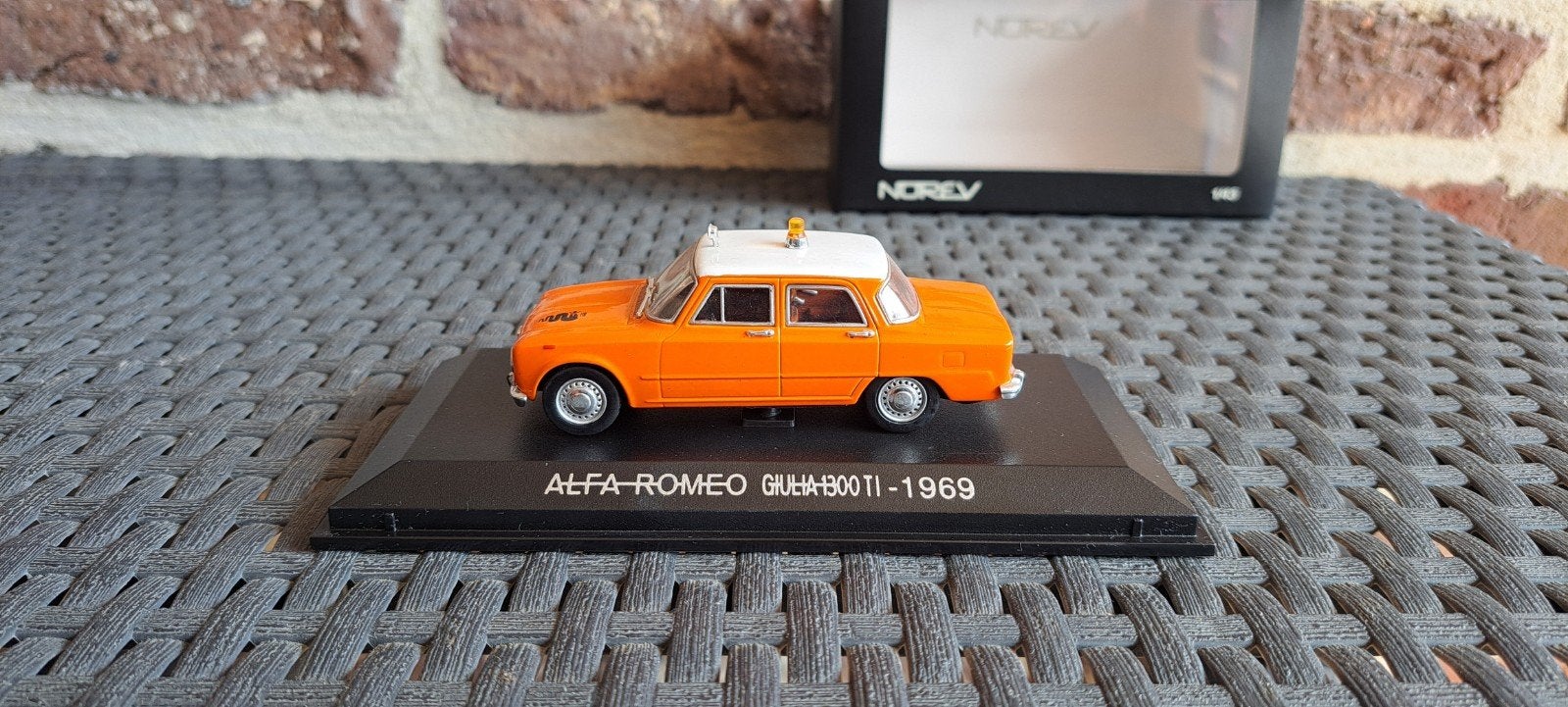 Alfa Romeo Guilia 1300 Ti 1969 - NOREV - Soccorso Stradalel, Ophalen of Verzenden, Nieuw, Auto, Norev
