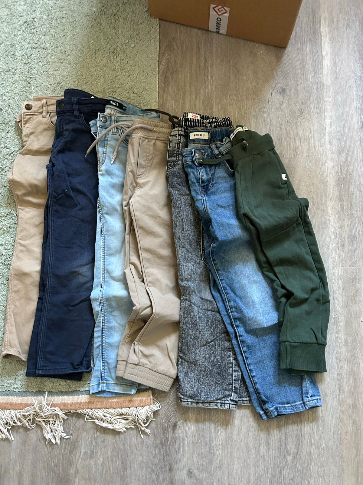 Jongensbroeken - Diverse maten (122 & 128), Ophalen of Verzenden, Gebruikt, Jongen, Broek