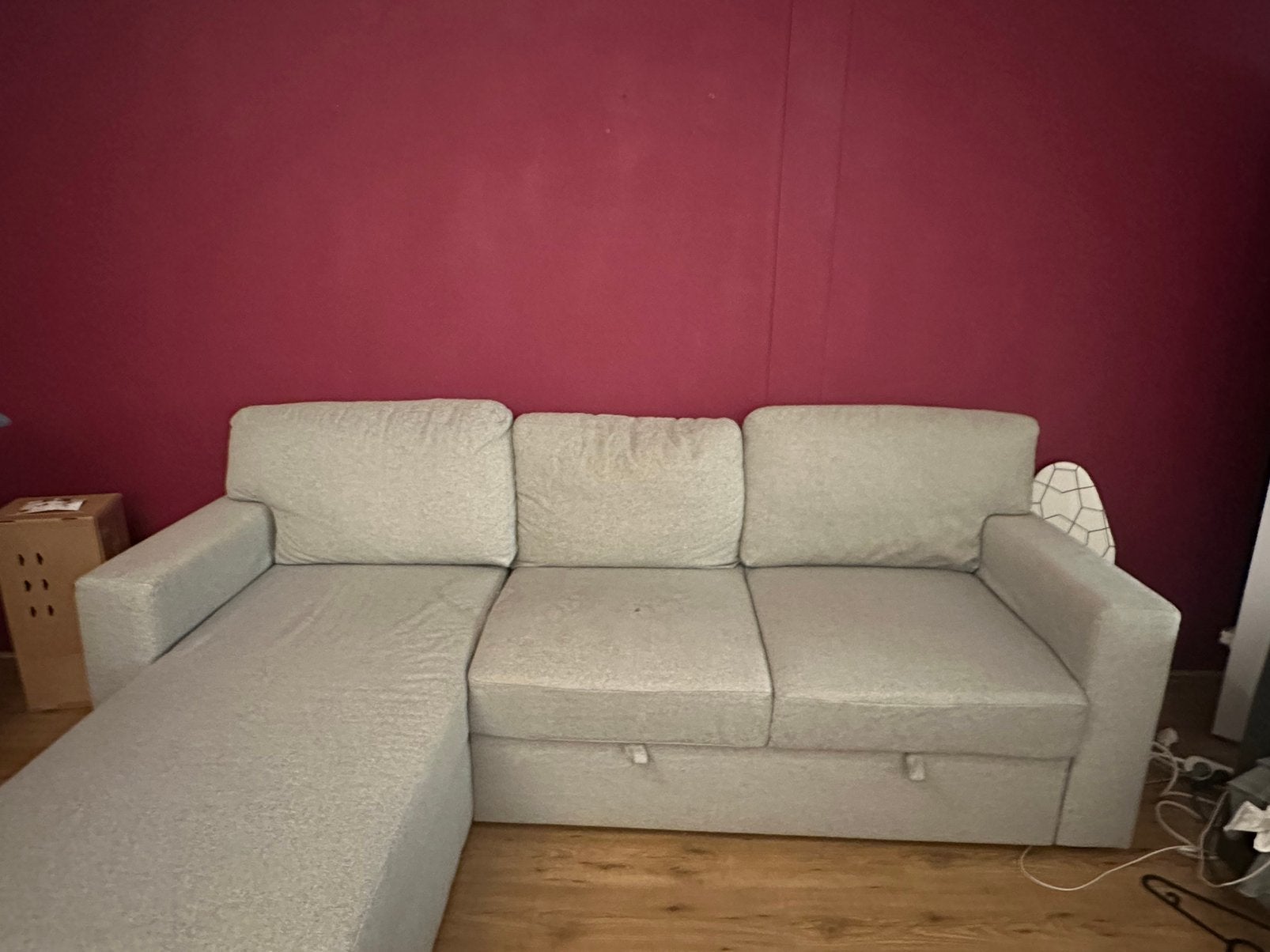 grey ikea couch (bank), Huis en Inrichting, Ophalen, Zo goed als nieuw