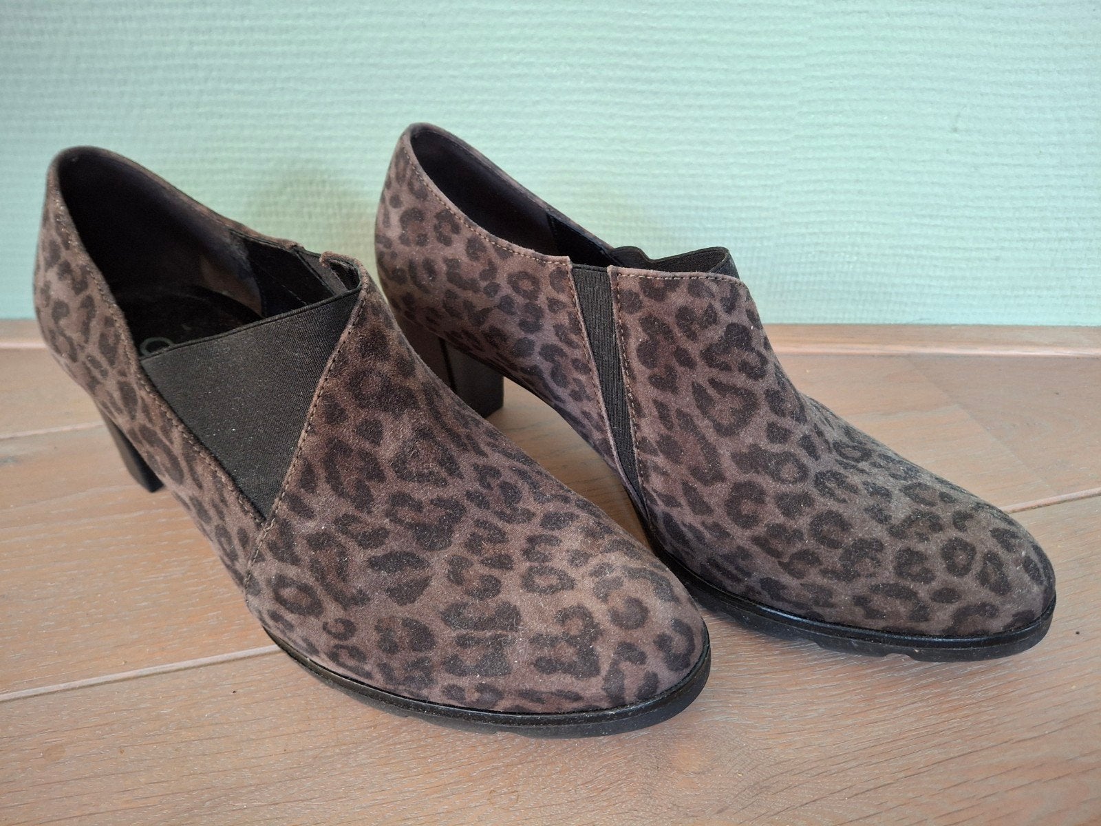 Gabor dames hakschoen mt7,5, Kleding | Dames, Schoenen, Gabor, Ophalen of Verzenden, Zo goed als nieuw, Schoenen met lage hakken