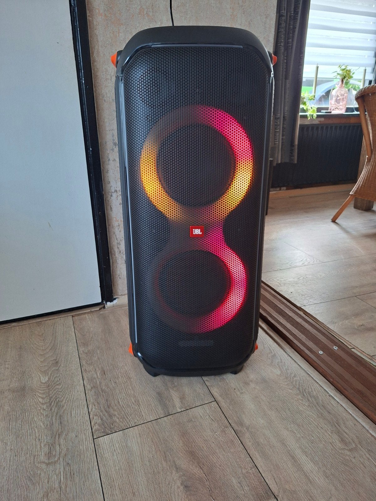 Te koop JBLPartybox 710 vermogen 800 watt!!Refurbished, Ophalen, Refurbished, Luidspreker(s)