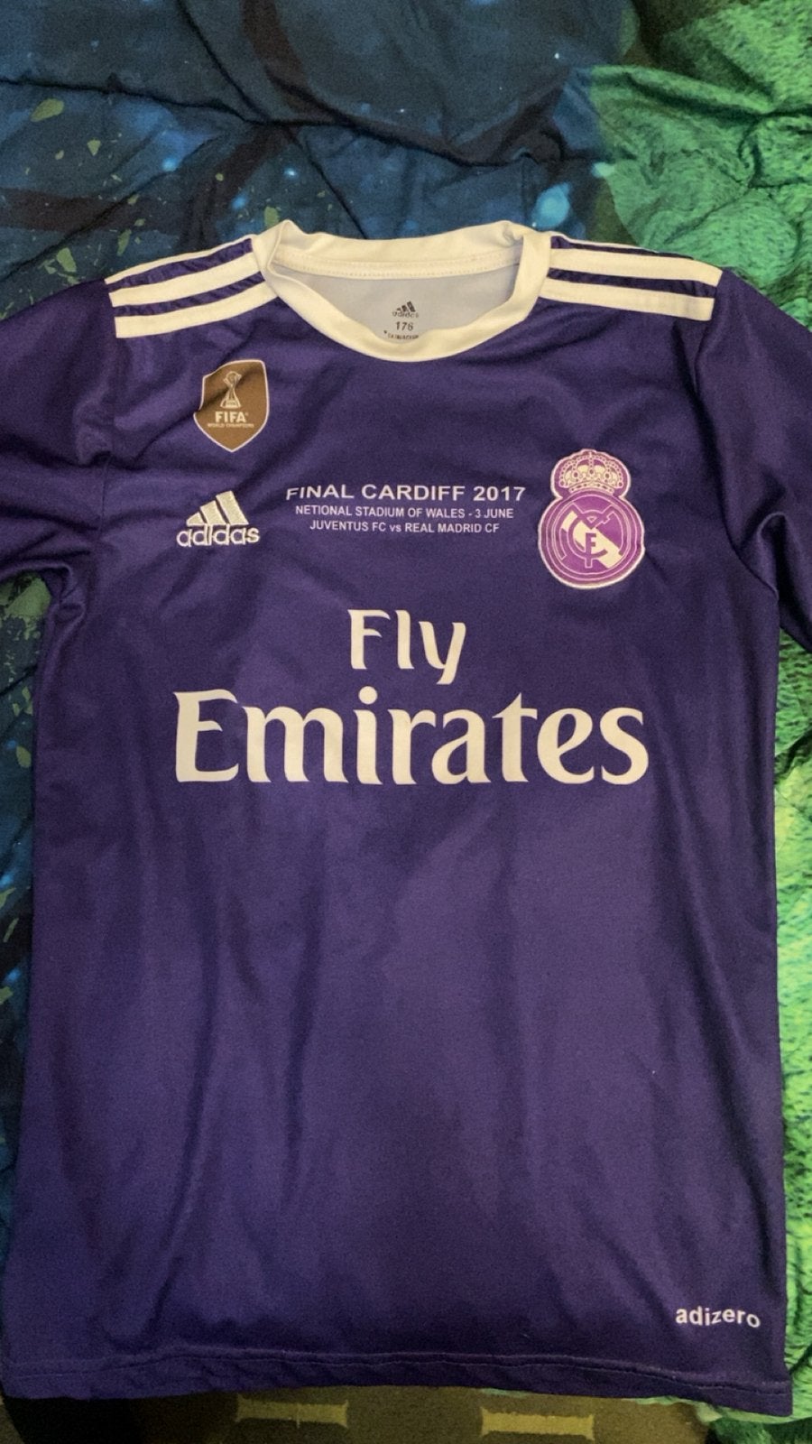 Paarse real madrid shirt maat 176, Ophalen, Zo goed als nieuw, Shirt