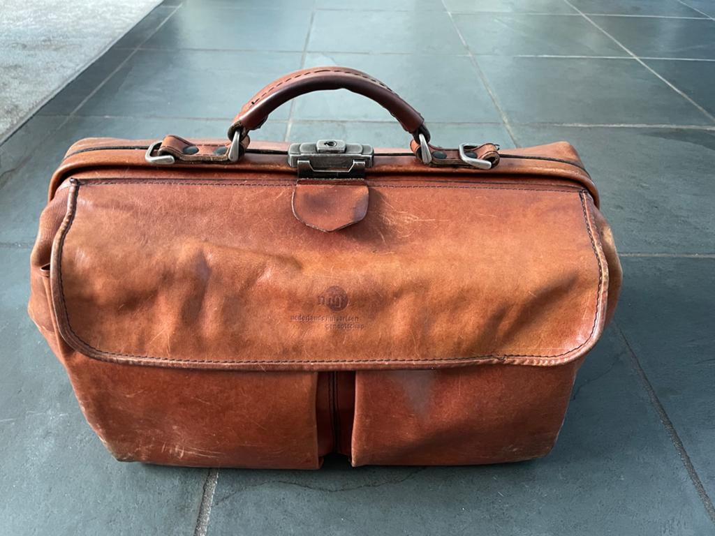 Vintage Leren Dokterstas / Reistas - Bruin, 40 tot 60 cm, Gebruikt, 20 tot 30 cm, Bruin
