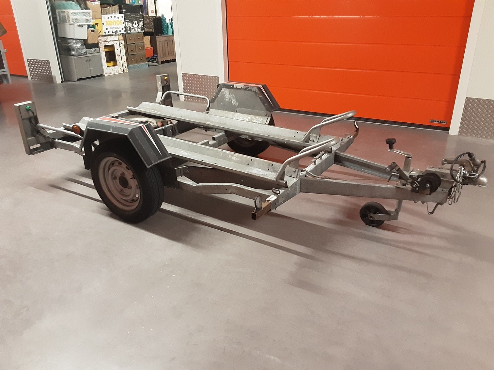 Nog een goede motortrailer voor 2 motoren., Ophalen