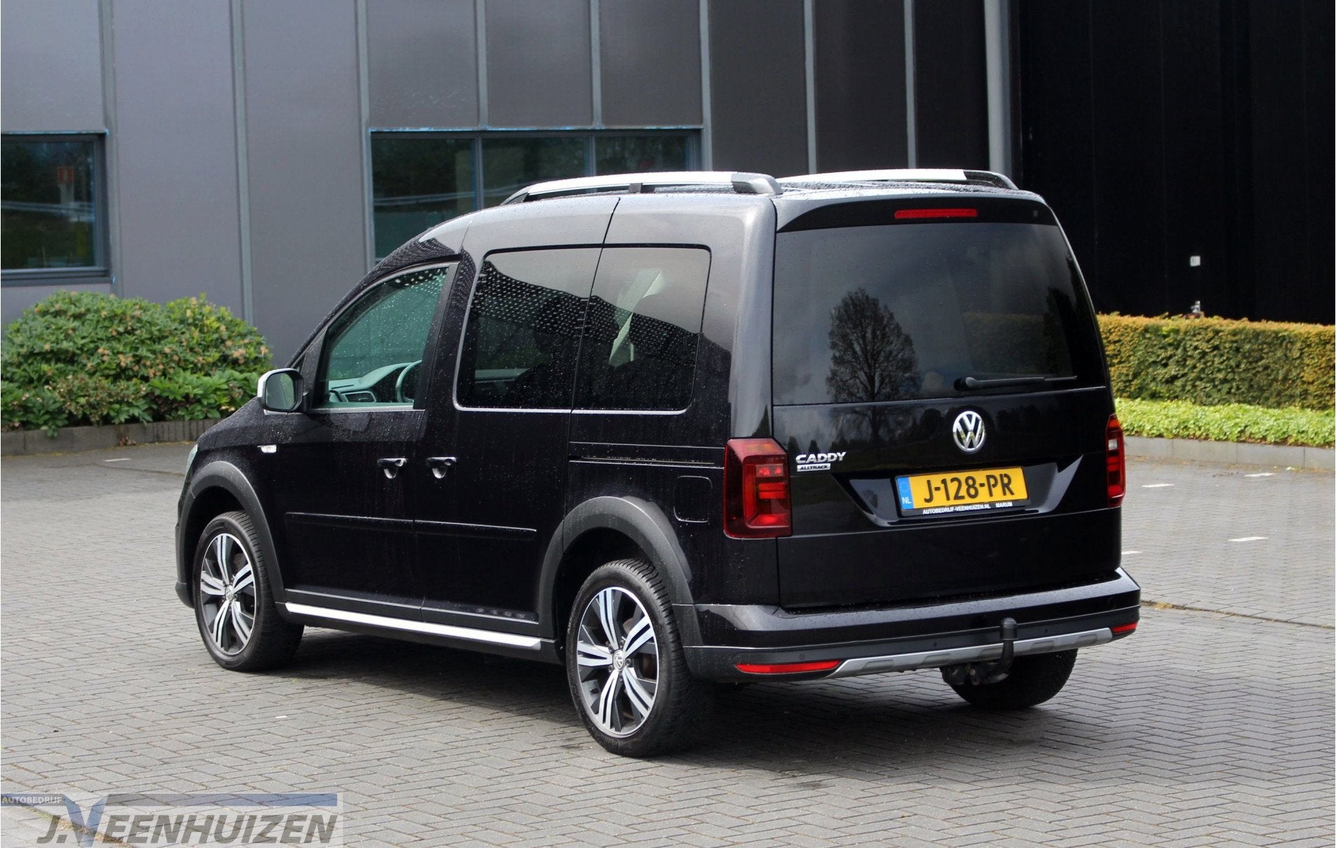 Volkswagen Caddy Alltrack 1.4 TSI | Automaat |Trekhaak, Auto's, Gebruikt, 4 cilinders, Automatische klimaatregeling, Zwart