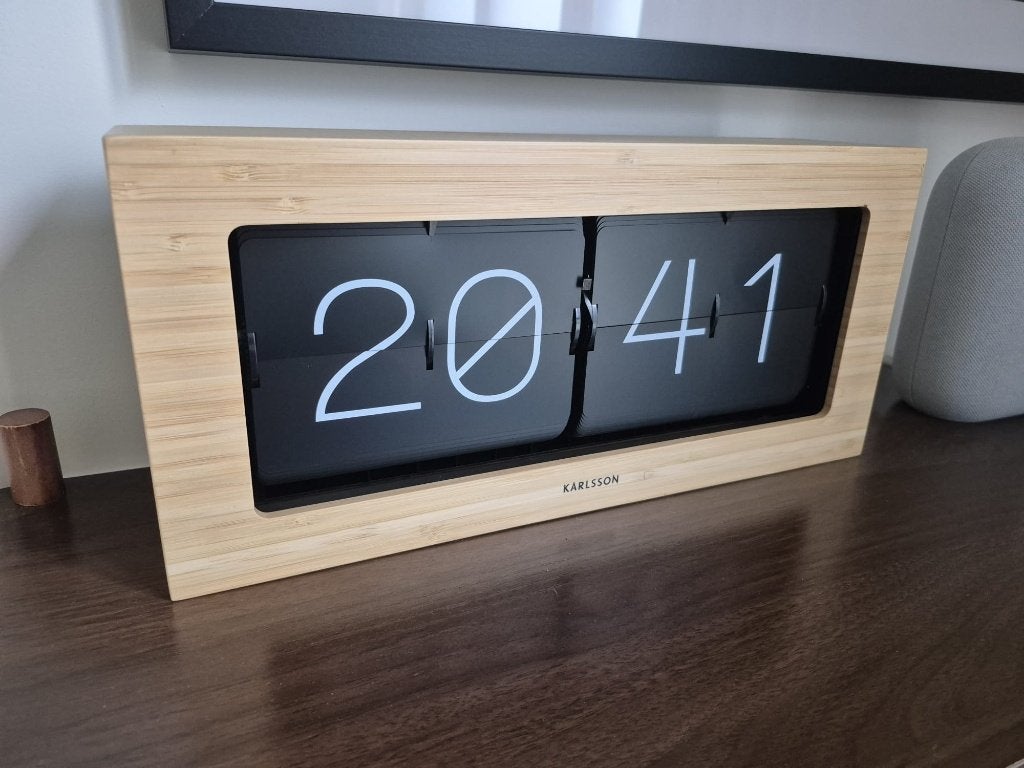 Karlsson Boxed Flip XL, Ophalen of Verzenden, Zo goed als nieuw, Digitaal, Wandklok