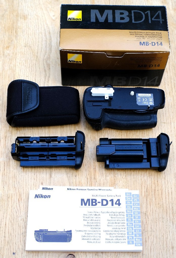 Nikon MB-D14 grip voor Nikon D600/610, Ophalen, Gebruikt, Nikon, Geen optische zoom