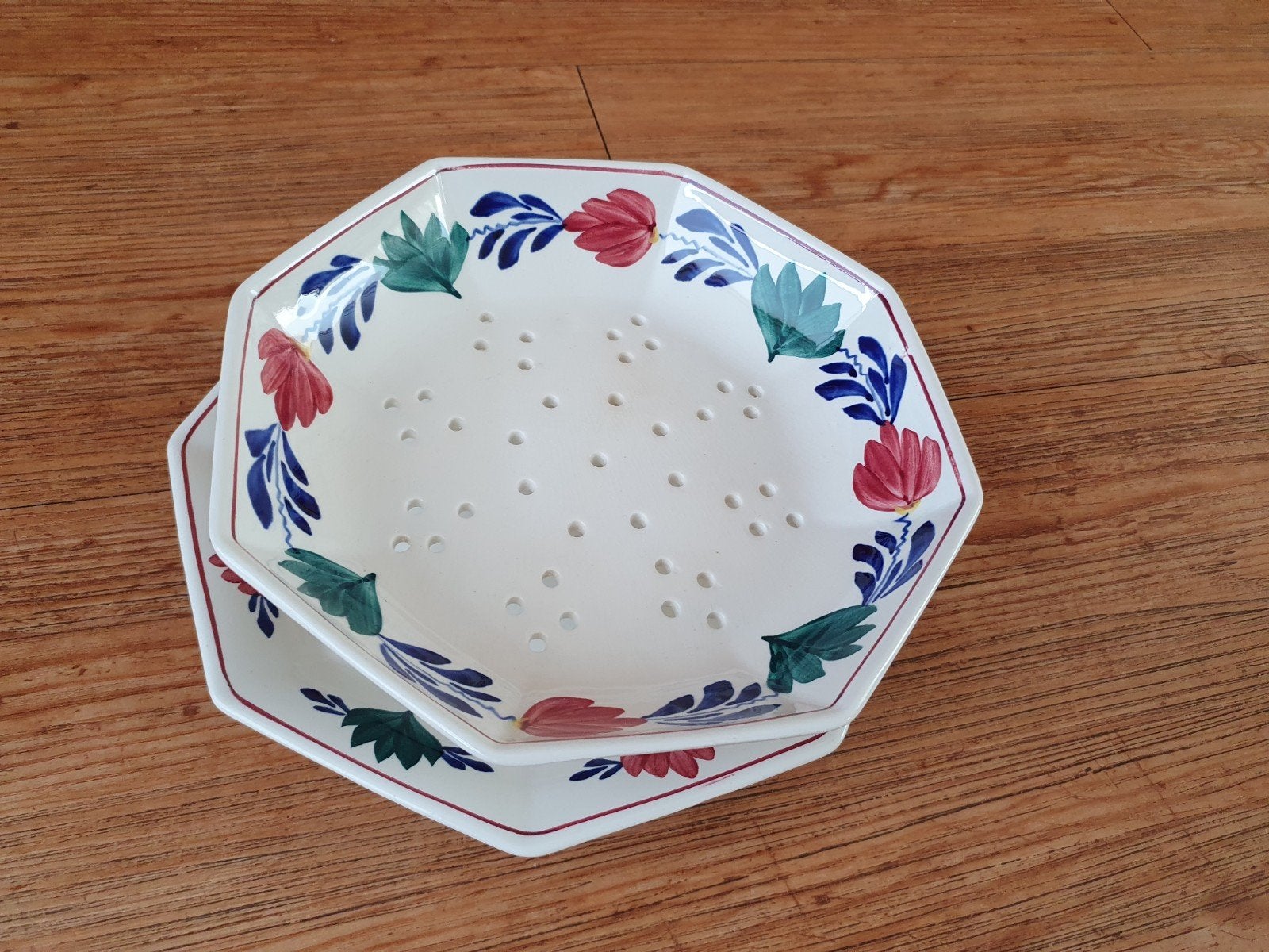 Verschillende stukken servies van Boerenbont, Ophalen
