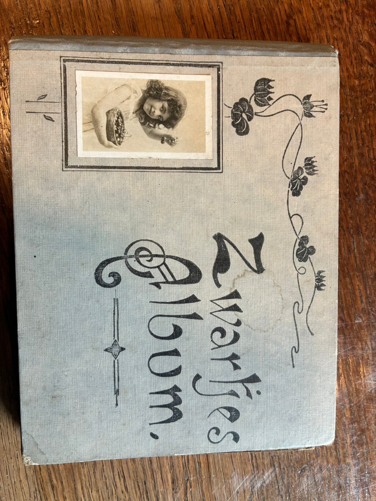 Antiek 'Zwartjes Album' met foto's - Voor 1940, Gebruikt, Foto, Ophalen of Verzenden, Voor 1940
