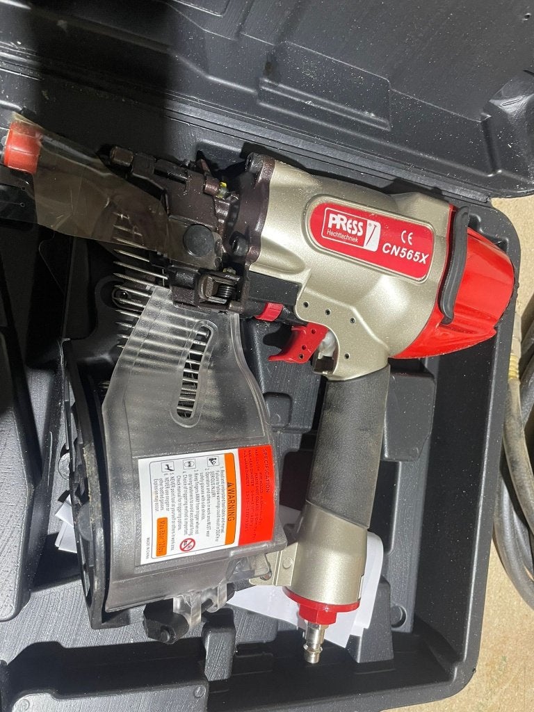 Pneumatische coilspijker-machine CN-565B, Ophalen, Nieuw